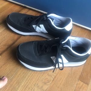 New balance sneakers- women’s